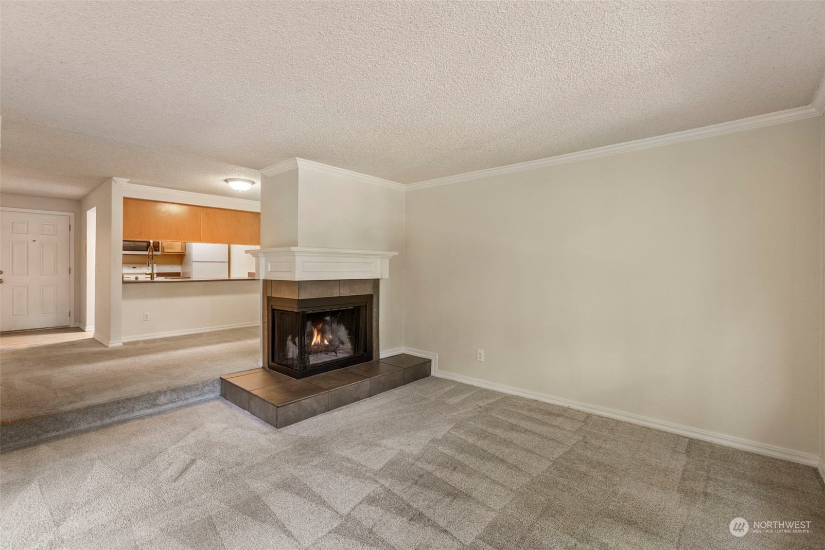 13009 East Gibson Road, Unit R232 Everett, WA 98204 - Photo 3 of 28 Gallery Image 3