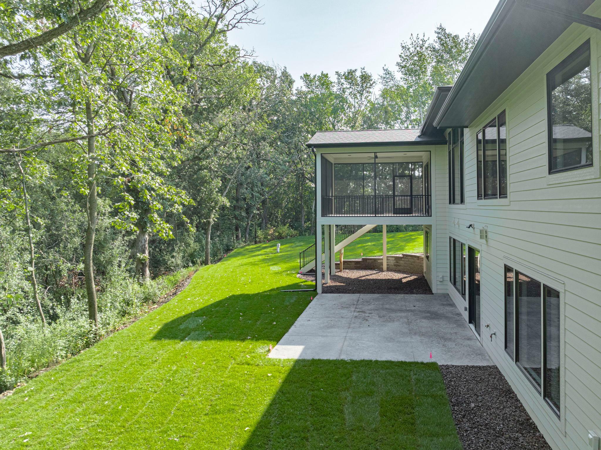 5259 Maggie May Lane Southwest Rochester, MN 55902 - Photo 31 of 34