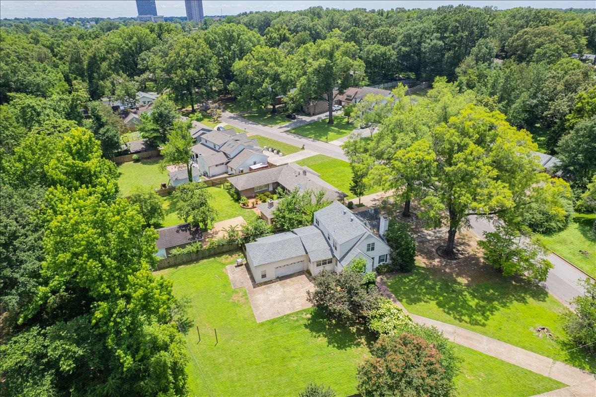 252 Barry Road Memphis, TN 38117 - Photo 34 of 39 large corner lot offers great expansion opportunities.