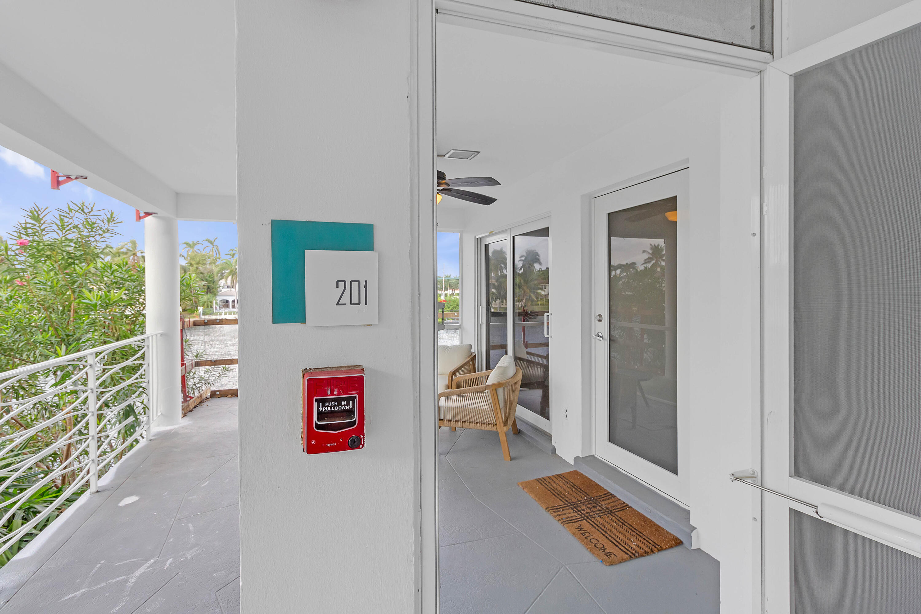 1015 Spanish River Road, Unit 201 Boca Raton, FL 33432 - Photo 8 of 25 1015SPANISHRIVERRD201-1