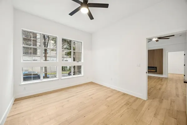 $425,000 | 3225 Turtle Creek Boulevard, Unit 142, Dallas, TX 75219