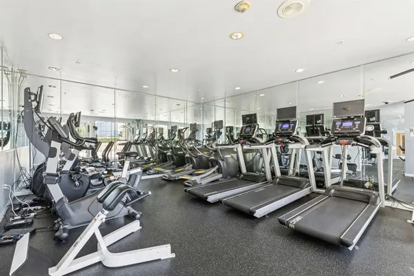 $425,000 | 3225 Turtle Creek Boulevard, Unit 142, Dallas, TX 75219