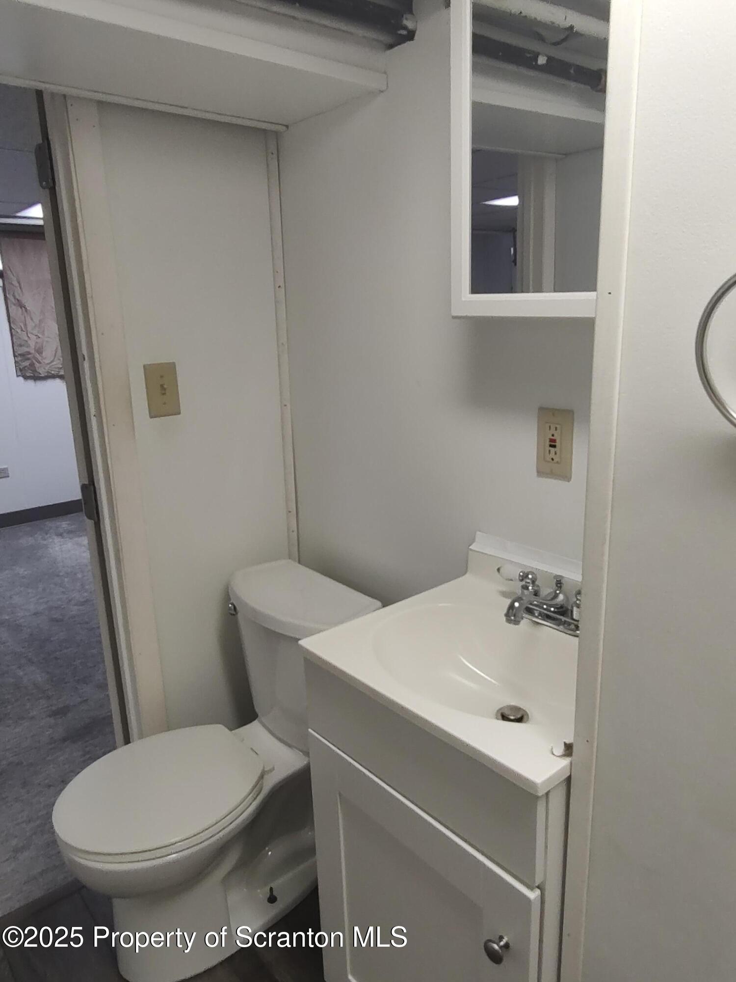 136 Chestnut Street, Unit BSMT Dunmore, PA 18512 - Photo 13 of 22 Bath