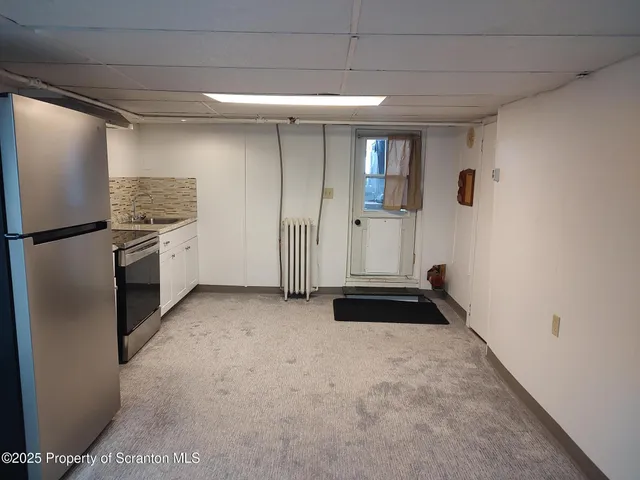 $950 | 136 Chestnut Street, Unit BSMT, Dunmore, PA 18512