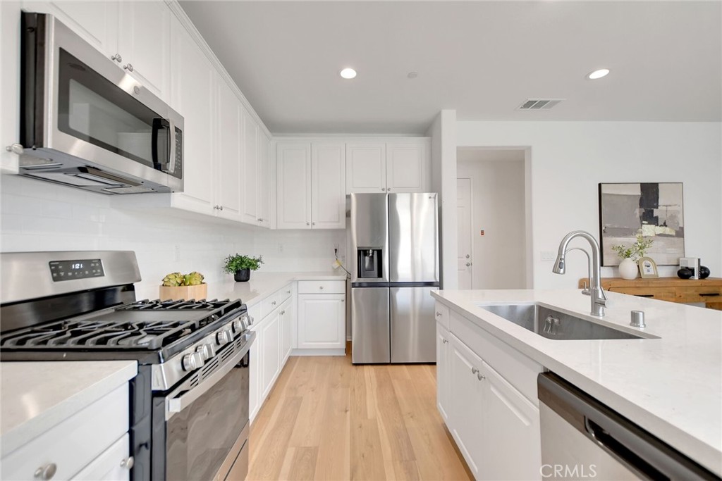 352 Lilly Street Rialto, CA 92376 - Photo 16 of 36