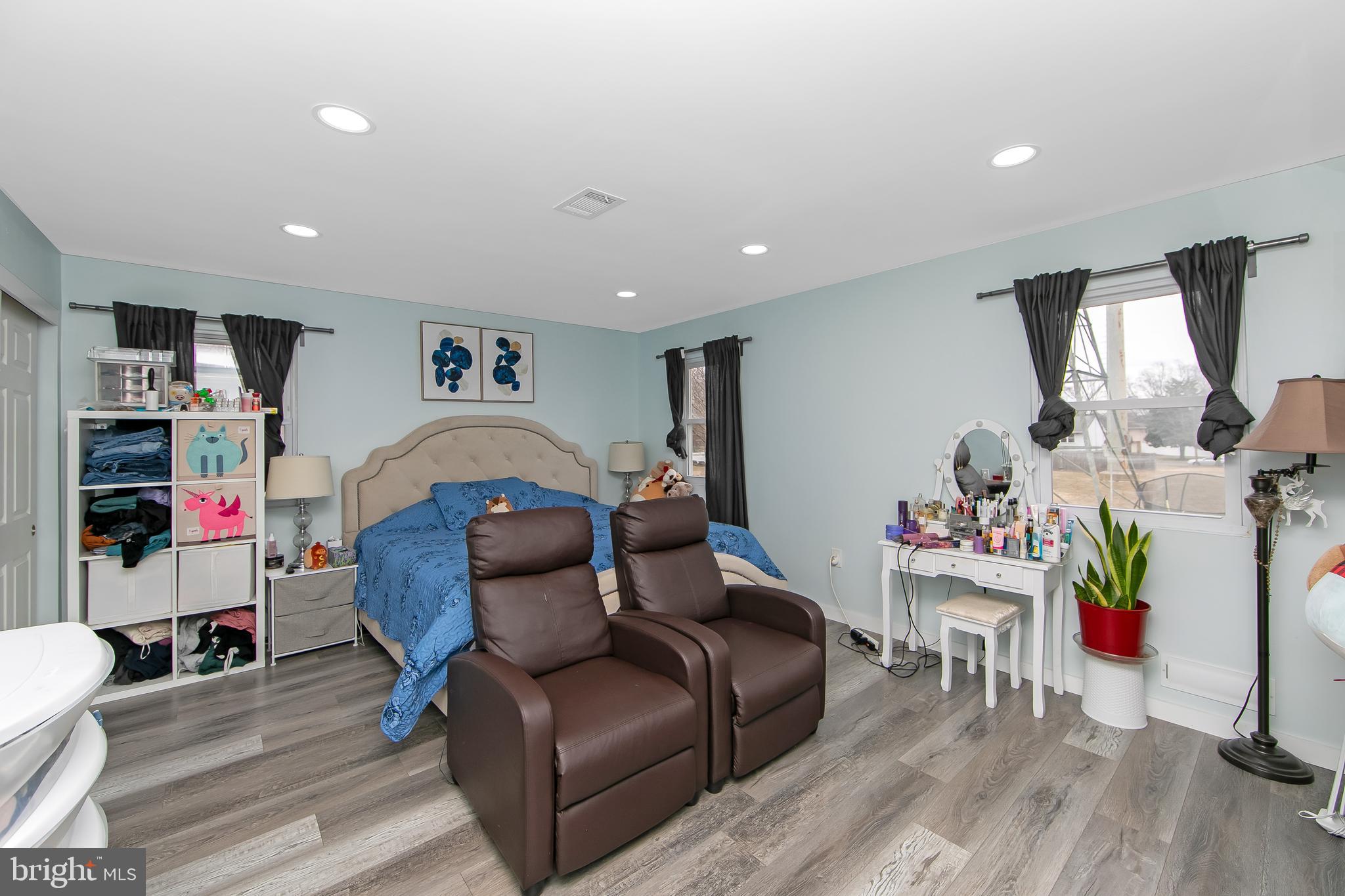 702 Hilltop Road Cinnaminson, NJ 08077 - Photo 16 of 34 Gallery Image 16