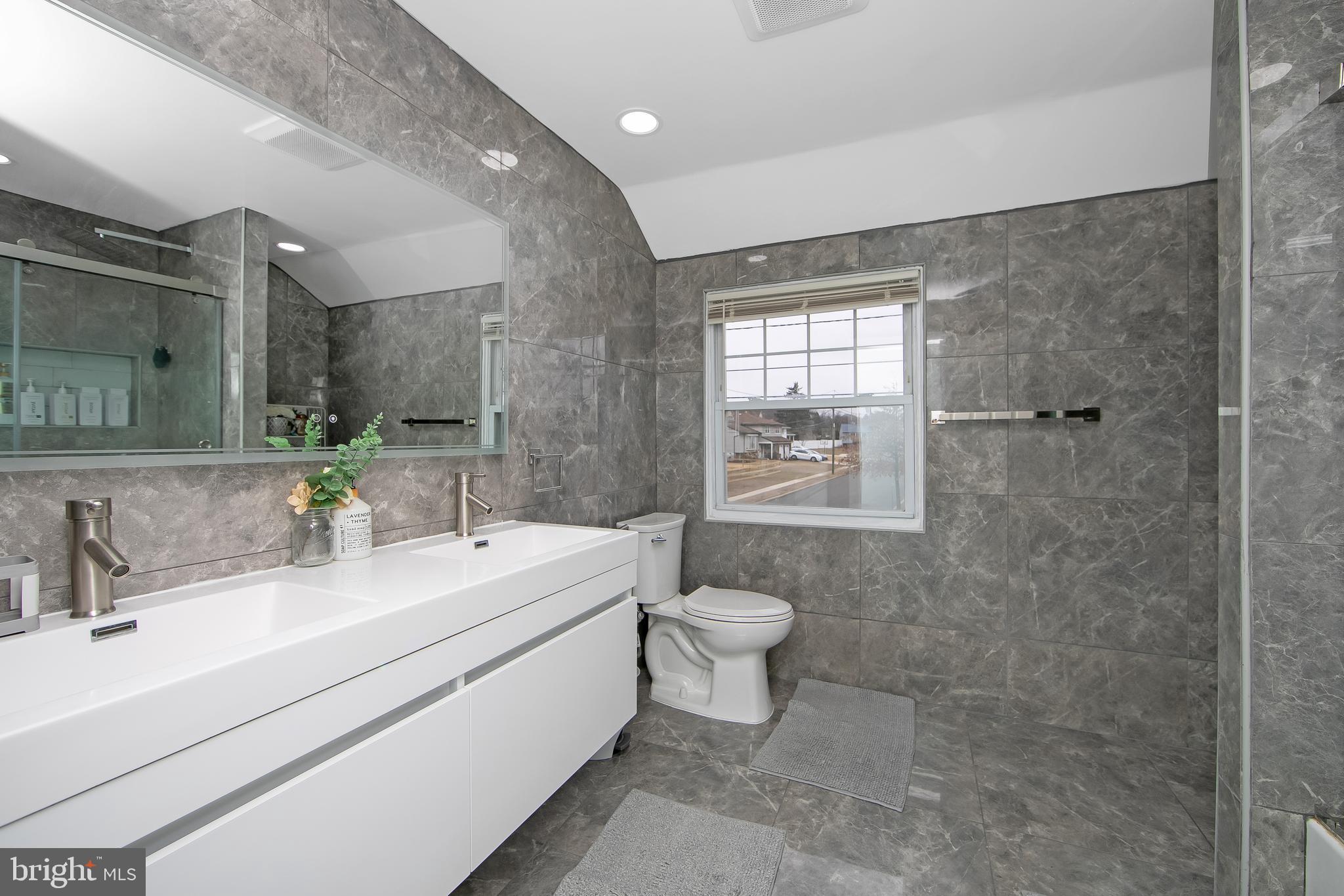 702 Hilltop Road Cinnaminson, NJ 08077 - Photo 25 of 34 Gallery Image 25