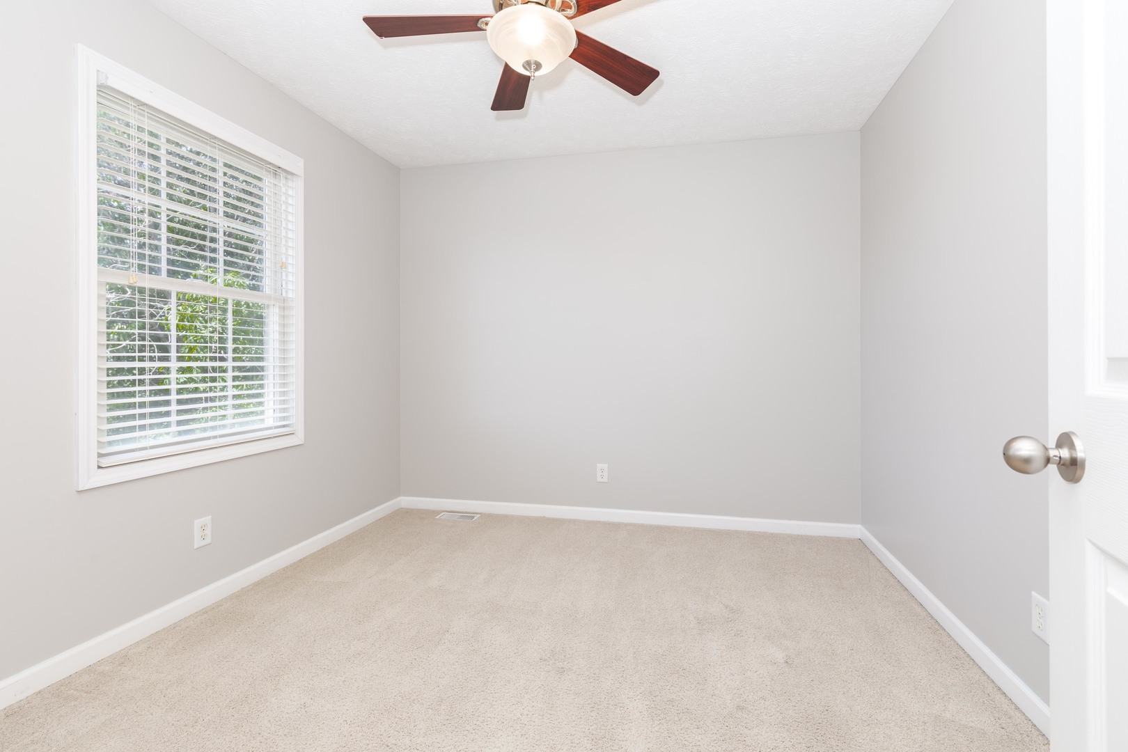 305 Prairie View Drive Hudson, IL 61748 - Photo 31 of 59
