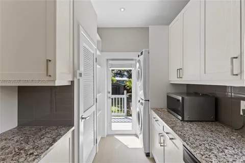 $885,000 | 2434 Southwest 15th Street, Miami, FL 33145