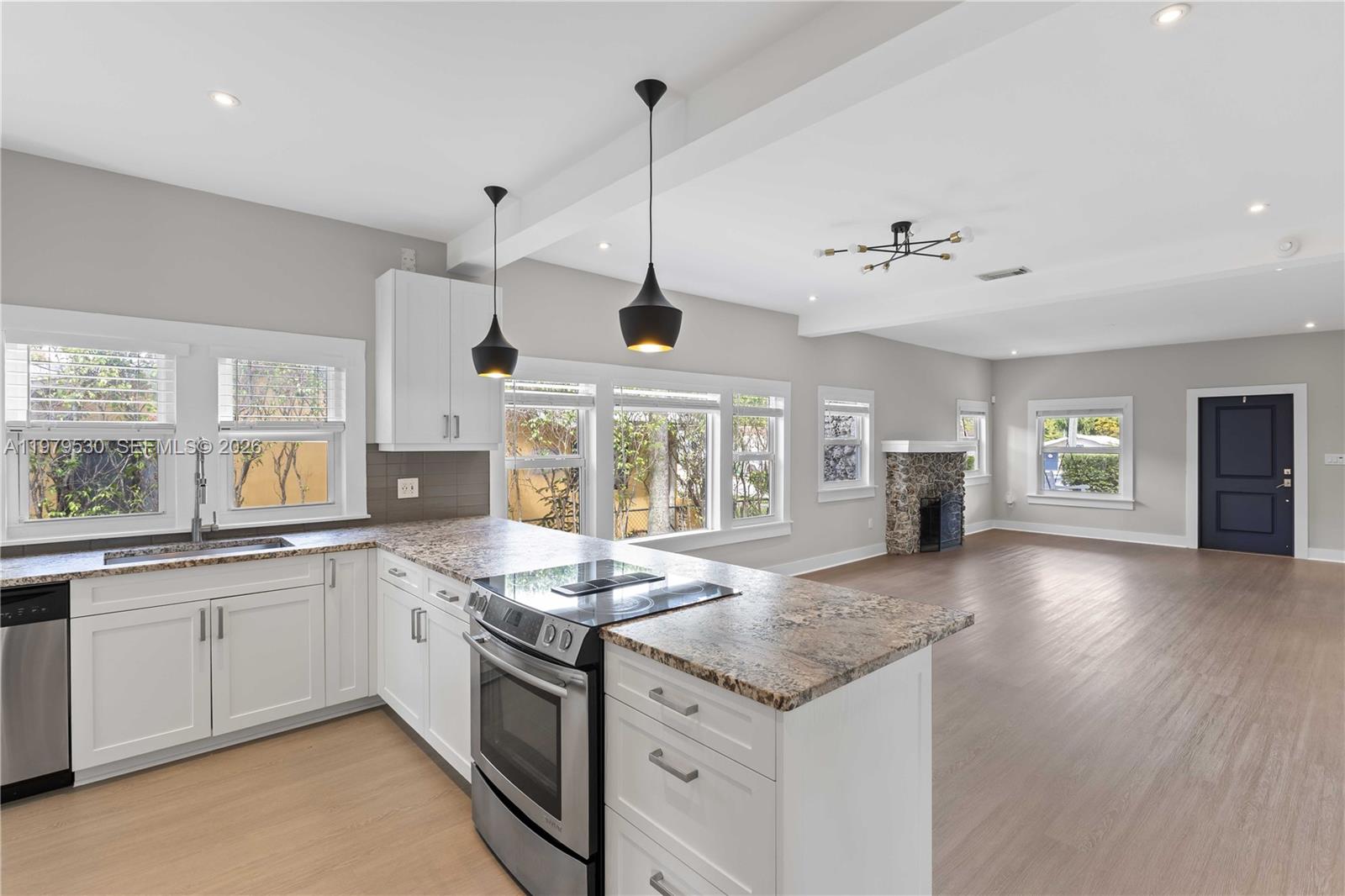 2434 Southwest 15th Street Miami, FL 33145 - Photo 15 of 28