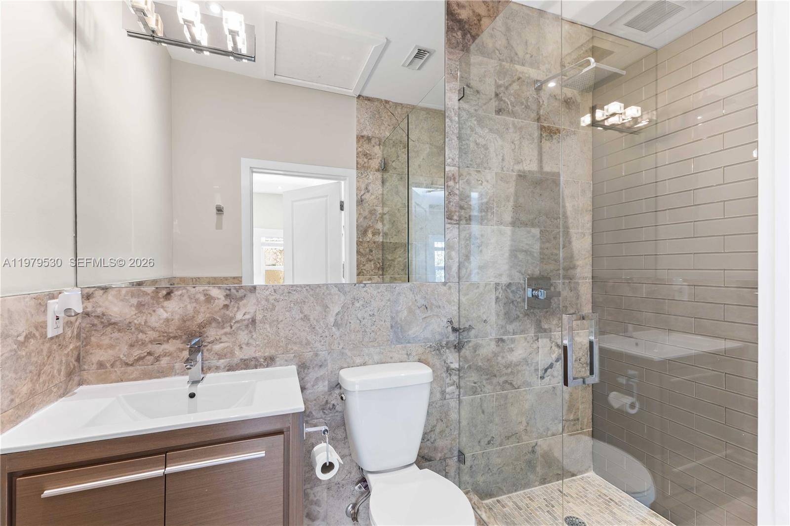 2434 Southwest 15th Street Miami, FL 33145 - Photo 21 of 28