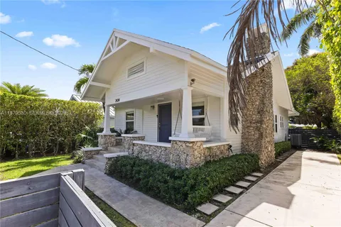 $885,000 | 2434 Southwest 15th Street, Miami, FL 33145