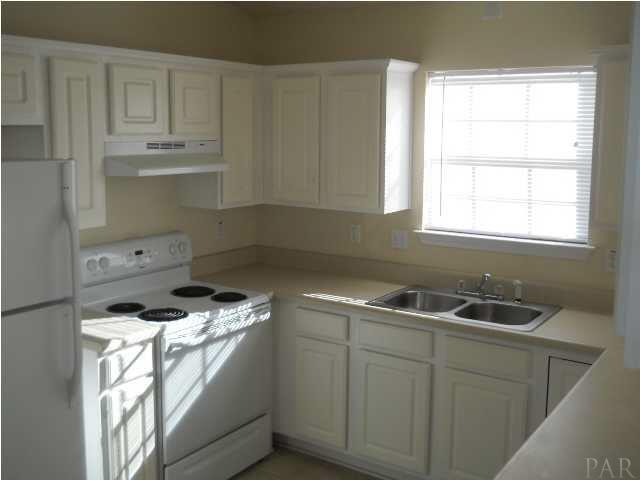 1162 Brownfield Road Pensacola, FL 32526 - Photo 6 of 11