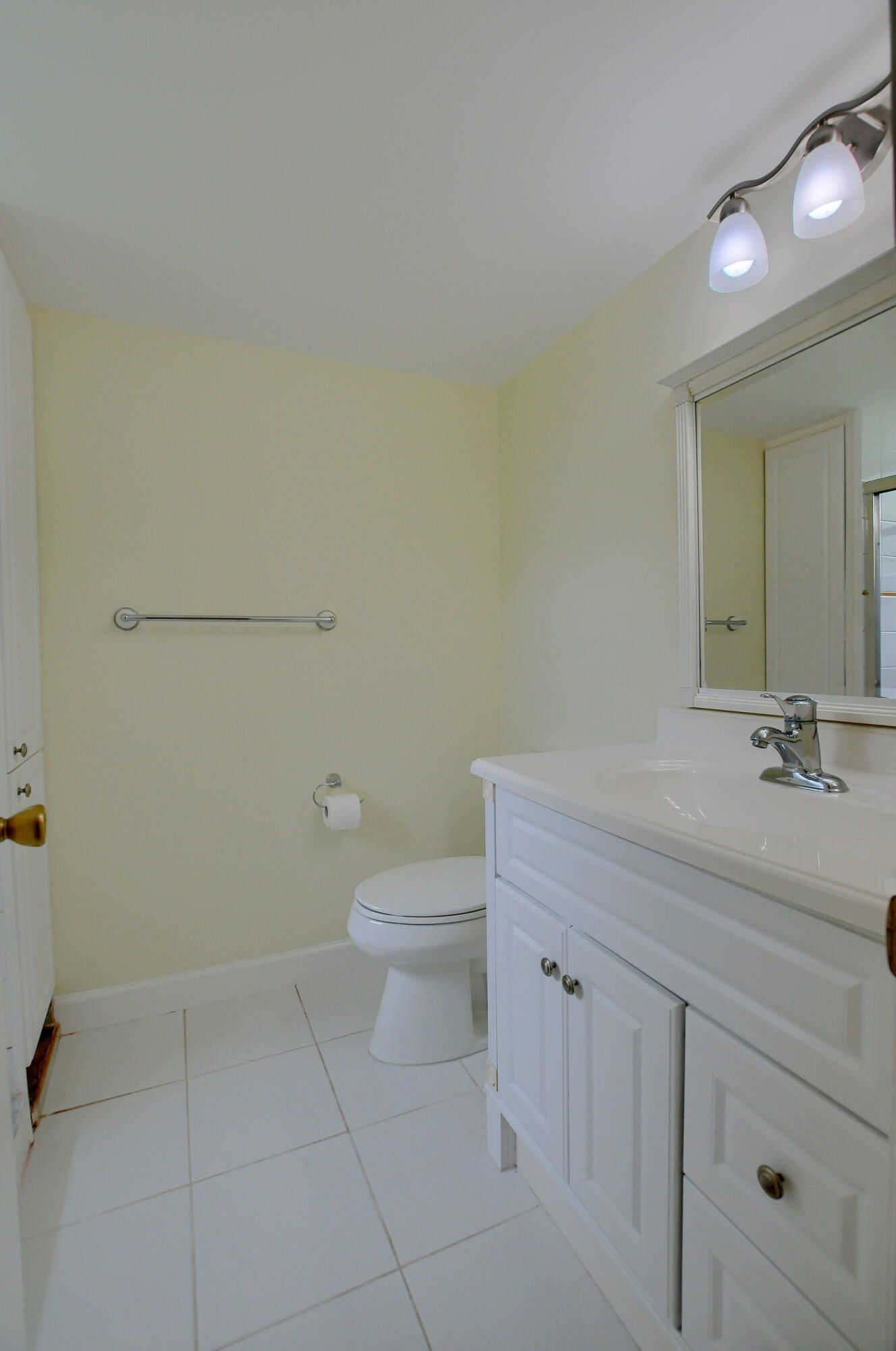 9847 Three Lakes Circle Boca Raton, FL 33428 - Photo 23 of 45 30_ebf_6500-hdr(5)