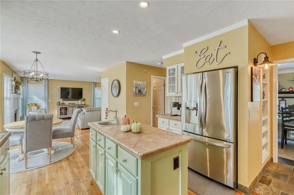 85 Images Greece, NY 14626 - Photo 11 of 37