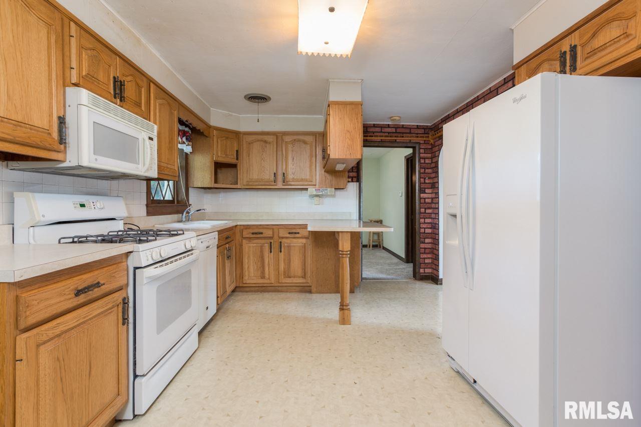 10219 South Trivoli Road Glasford, IL 61533 - Photo 12 of 20 Gallery Image 12