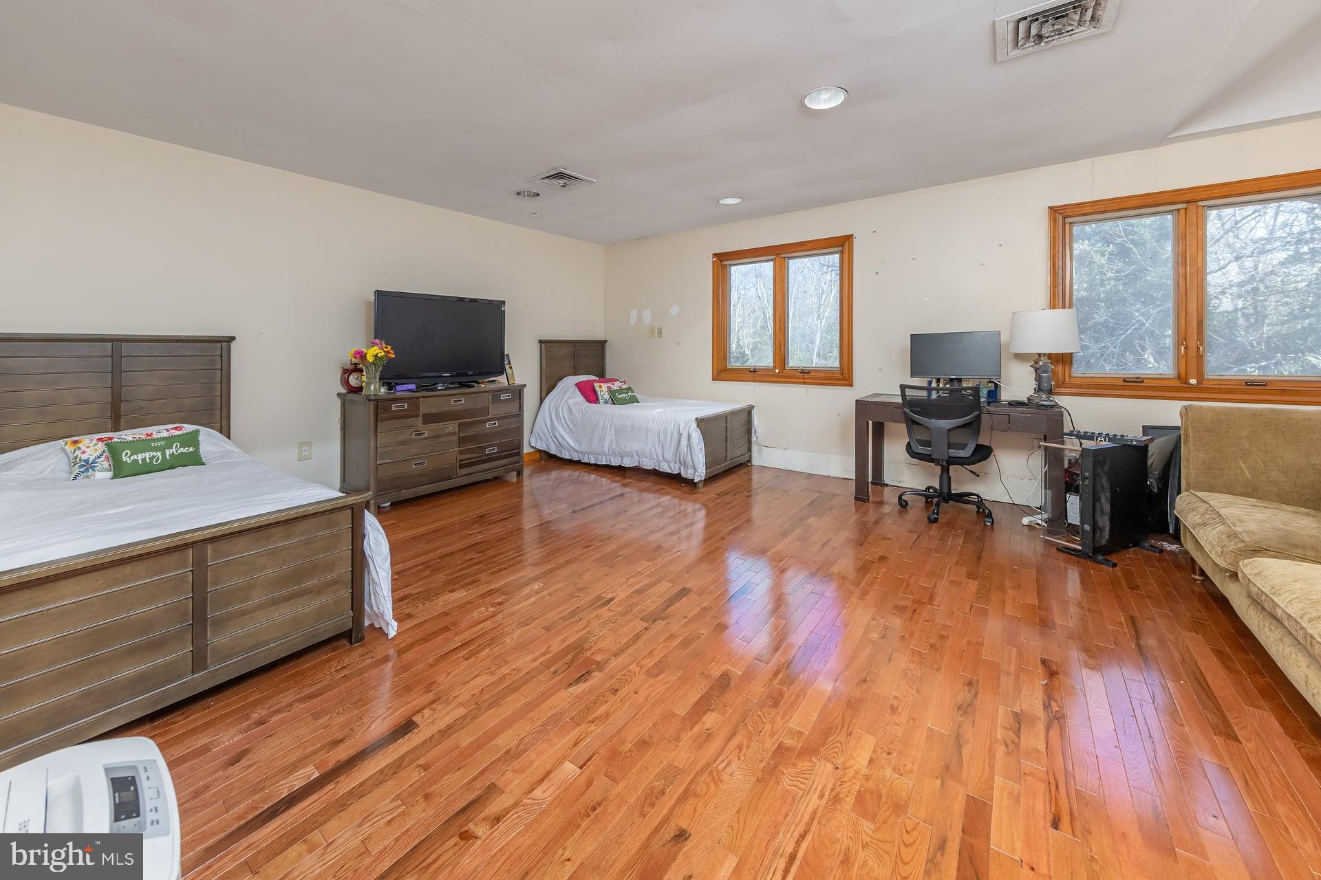 1322 Commissioners Road Mullica Hill, NJ 08062 - Photo 28 of 31 Bedroom 4