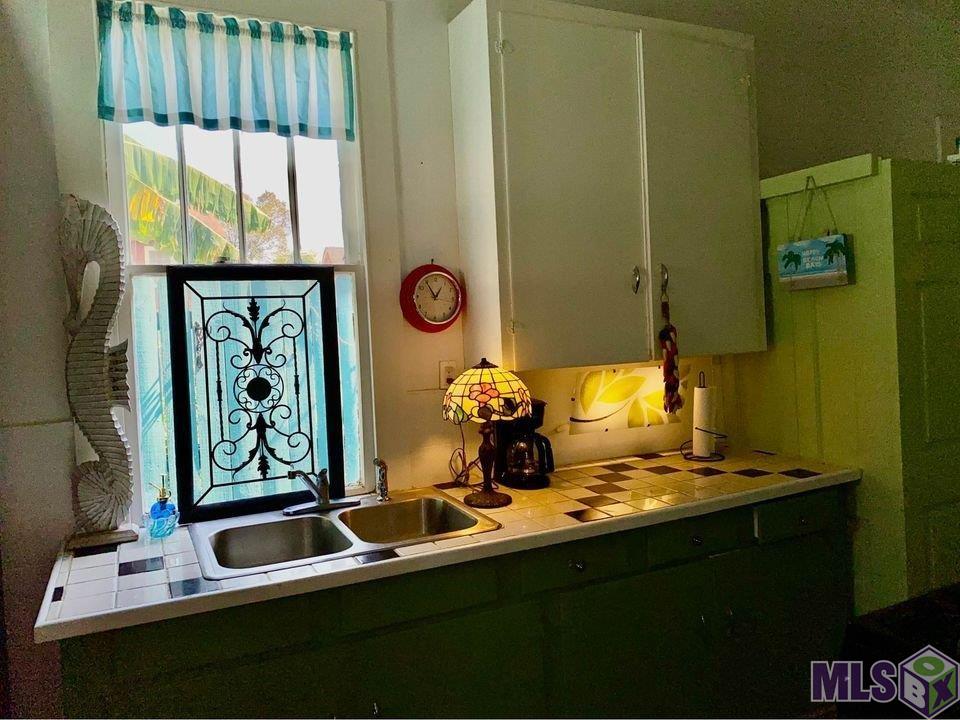 818 Costello Lane Baton Rouge, LA 70802 - Photo 6 of 19