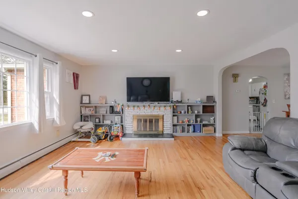 $429,900 | 5 Mary Avenue, Lake Katrine, NY 12449