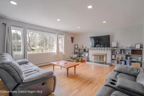$429,900 | 5 Mary Avenue, Lake Katrine, NY 12449