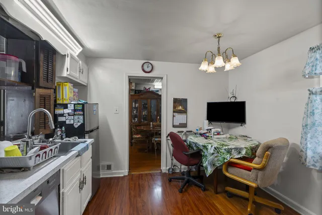 $300,000 | 1901 Tolson Avenue, Dundalk, MD 21222