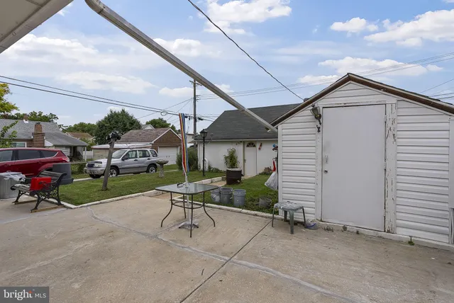 $300,000 | 1901 Tolson Avenue, Dundalk, MD 21222