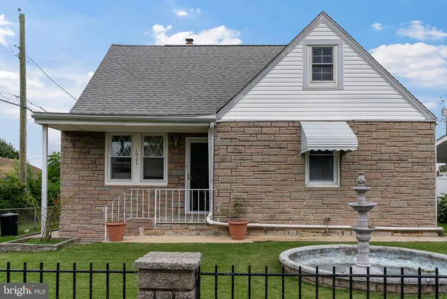 $300,000 | 1901 Tolson Avenue, Dundalk, MD 21222