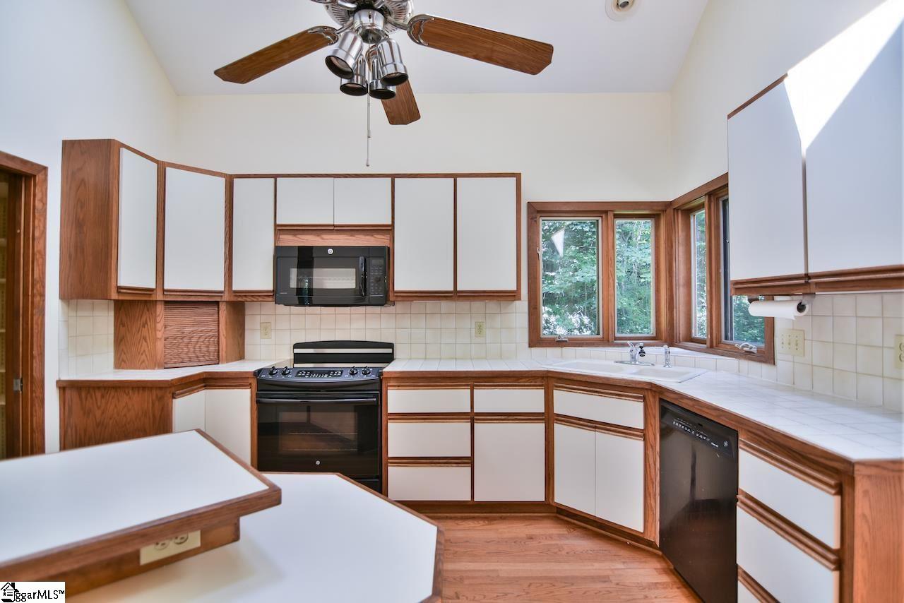1780 Altamont Road Greenville, SC 29609 - Photo 12 of 33