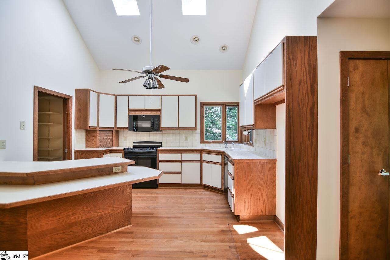 1780 Altamont Road Greenville, SC 29609 - Photo 14 of 33