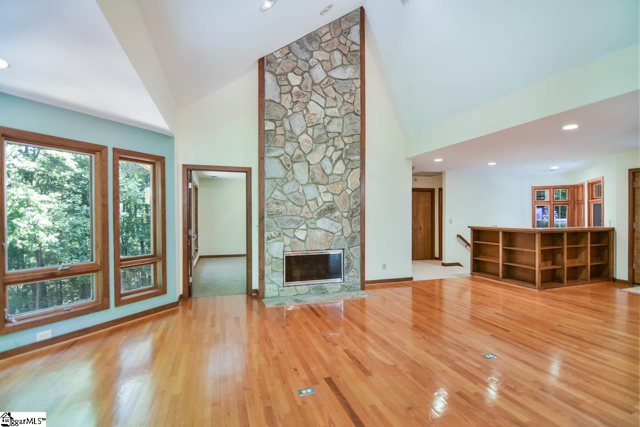 1780 Altamont Road Greenville, SC 29609 - Photo 6 of 33