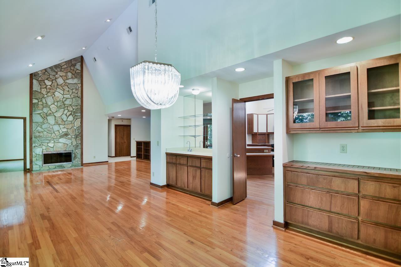 1780 Altamont Road Greenville, SC 29609 - Photo 7 of 33