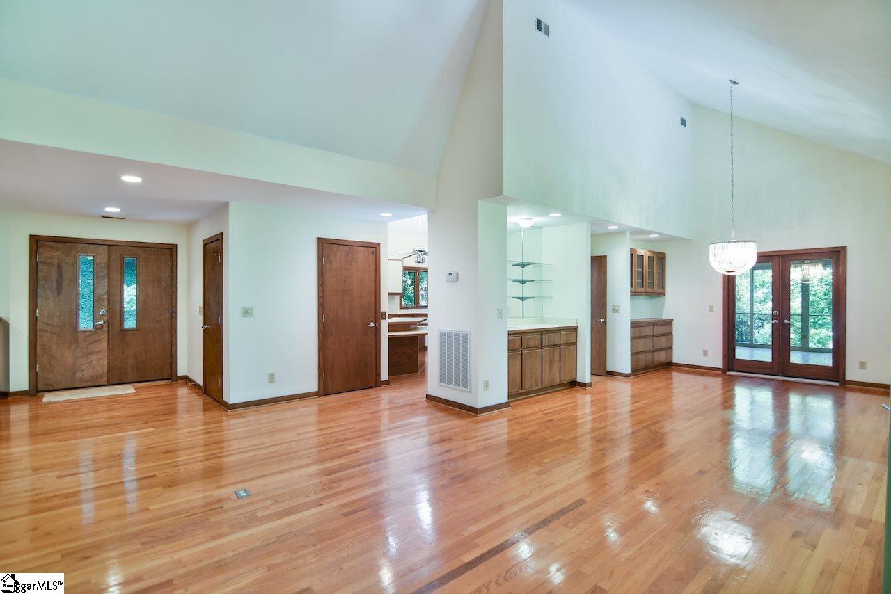 1780 Altamont Road Greenville, SC 29609 - Photo 8 of 33