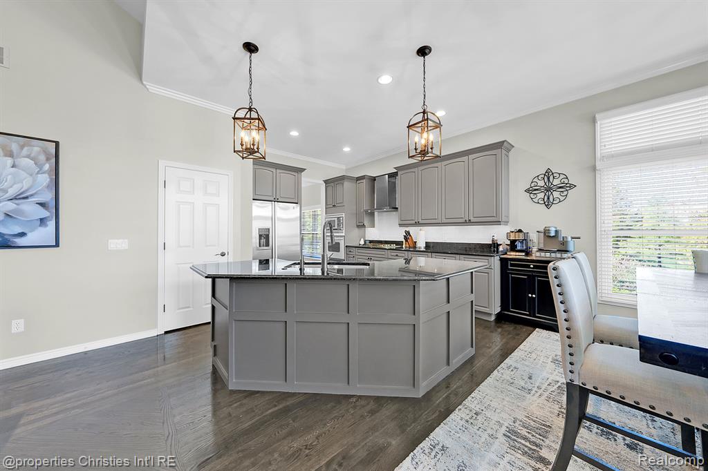 2590 Summerlin Court Rochester, MI 48306 - Photo 14 of 68 Gallery Image 14