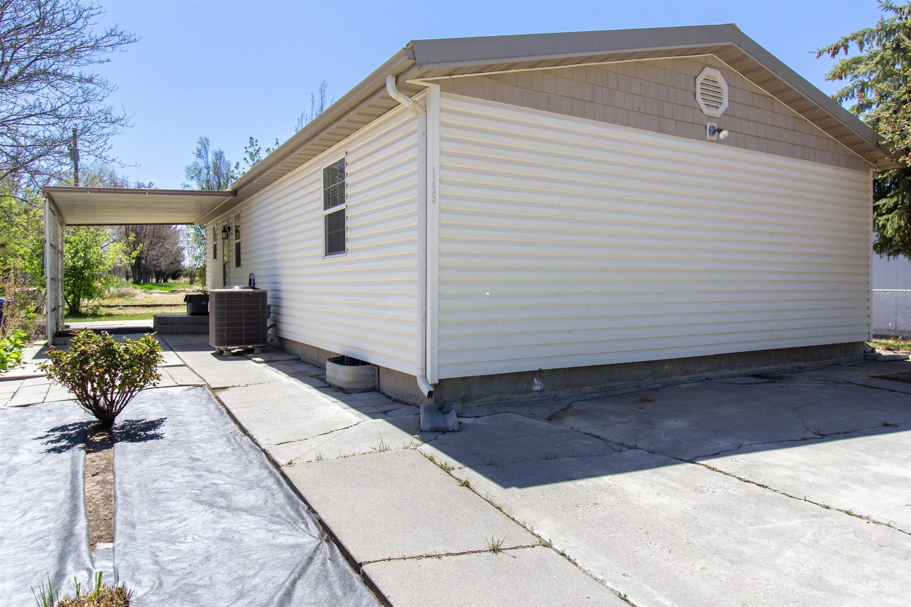145 4th Street Hazelton, ID 83335 - Photo 3 of 46