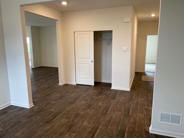 859 Crestview Lane Pingree Grove, IL 60140 - Photo 11 of 32