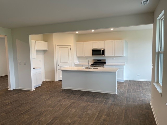 859 Crestview Lane Pingree Grove, IL 60140 - Photo 5 of 32