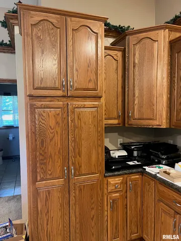 $385,500 | 12676 East County Highway, Lewistown, IL 61542