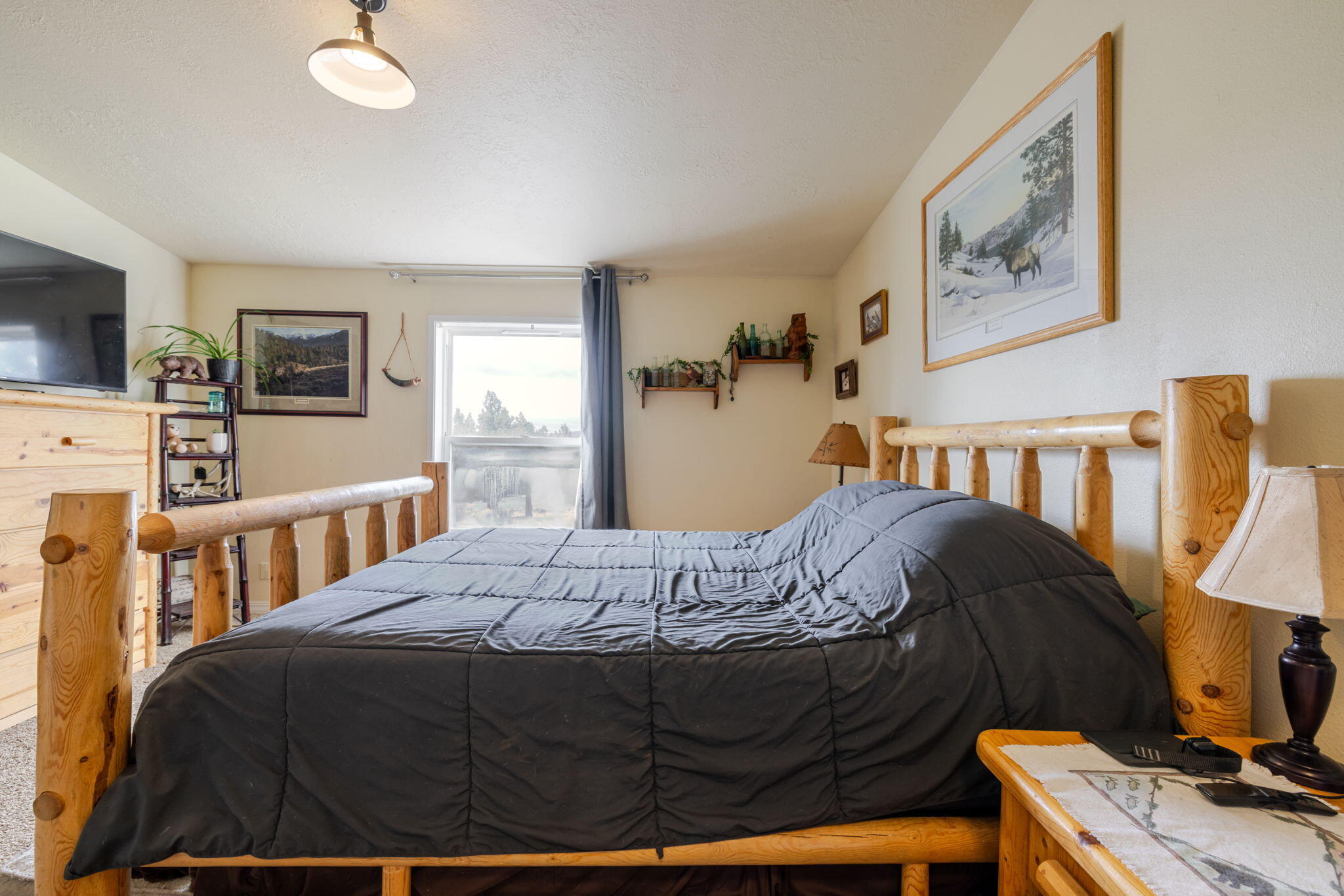 21070 Robin Avenue Bend, OR 97703 - Photo 26 of 62 24-web-or-mls-21070 Robin Avenue Interio