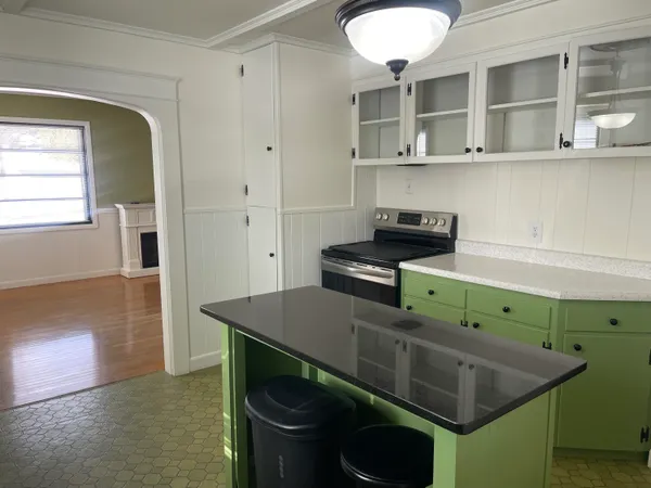 $174,900 | 33 Elmwood Avenue, Caribou, ME 04736