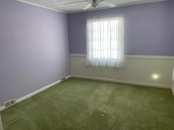 $174,900 | 33 Elmwood Avenue, Caribou, ME 04736