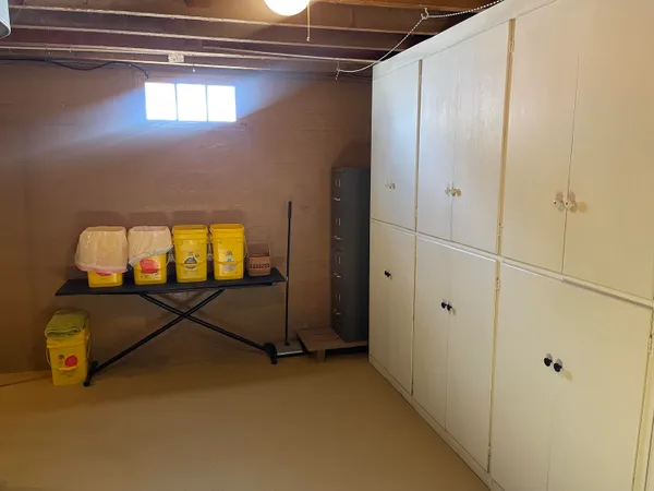 $174,900 | 33 Elmwood Avenue, Caribou, ME 04736