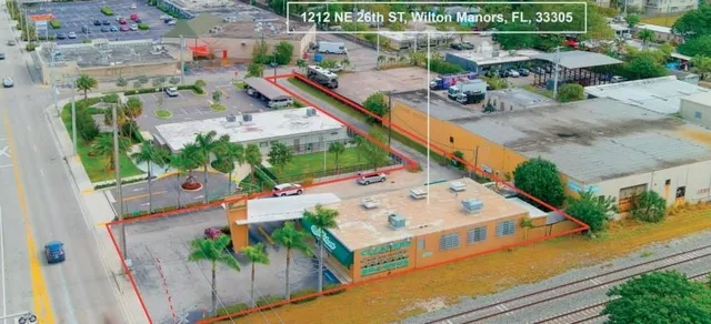 $2,000,000 | 1212 Northeast 26th Street, Wilton Manors, FL 33305