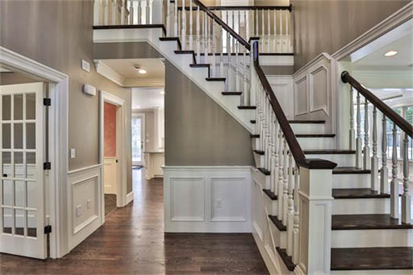 6 Manor Avenue Wellesley, MA 02482 - Photo 13 of 24 Gallery Image 13