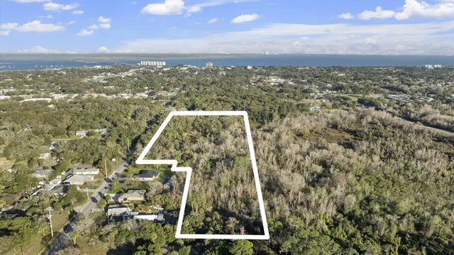 a view of sky from balcony