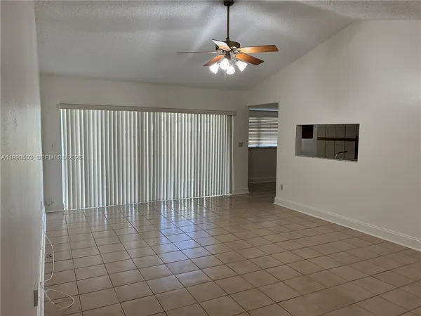$2,700 | 12213 Southwest 110th Lane, Unit 12213, Miami, FL 33186