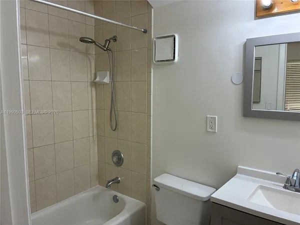$2,700 | 12213 Southwest 110th Lane, Unit 12213, Miami, FL 33186