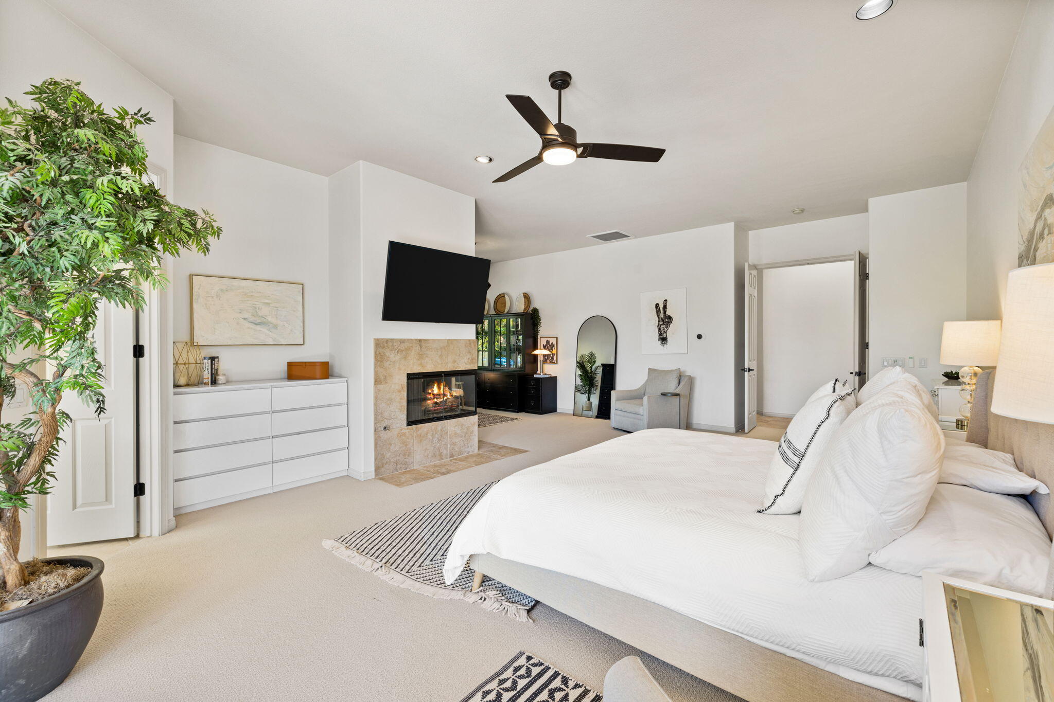 19 Trafagar Square Rancho Mirage, CA 92270 - Photo 28 of 54 57-web-or-mls-2H8A6579