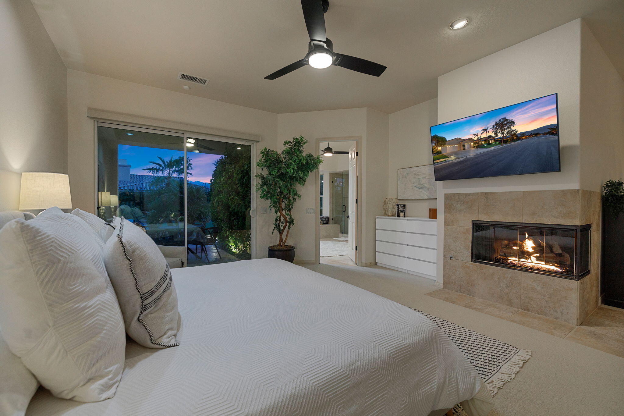 19 Trafagar Square Rancho Mirage, CA 92270 - Photo 51 of 54 112-web-or-mls-2H8A7148