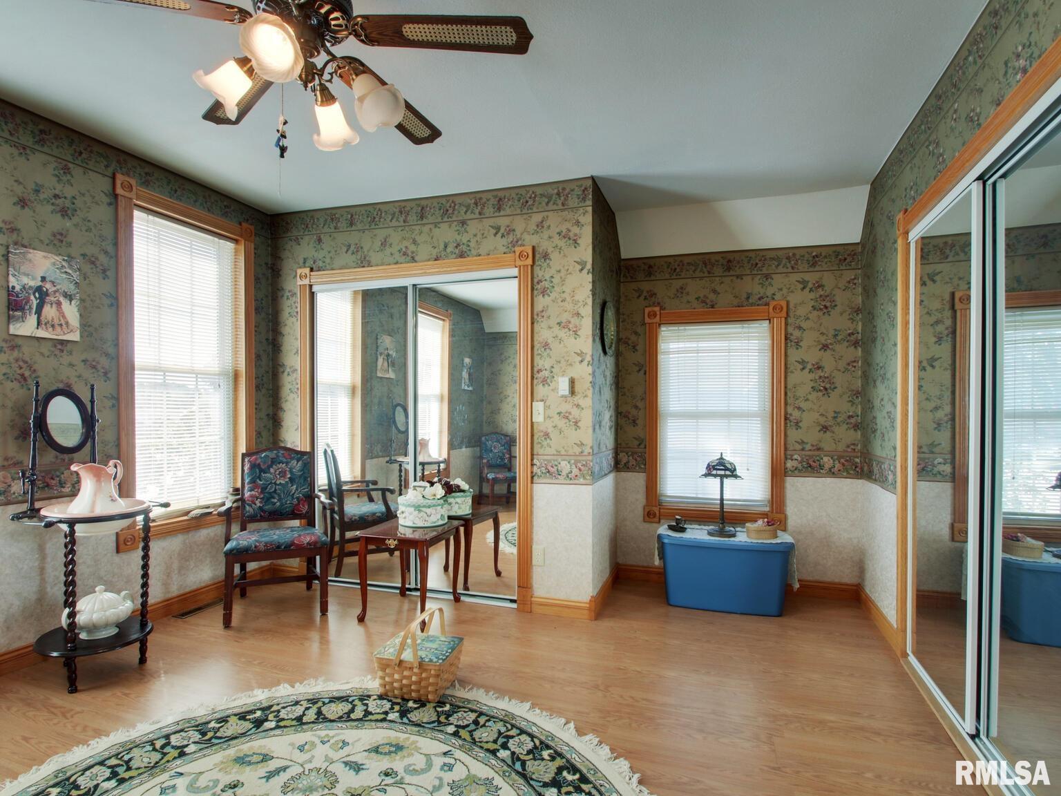 41 North Washington Street Carthage, IL 62321 - Photo 19 of 35