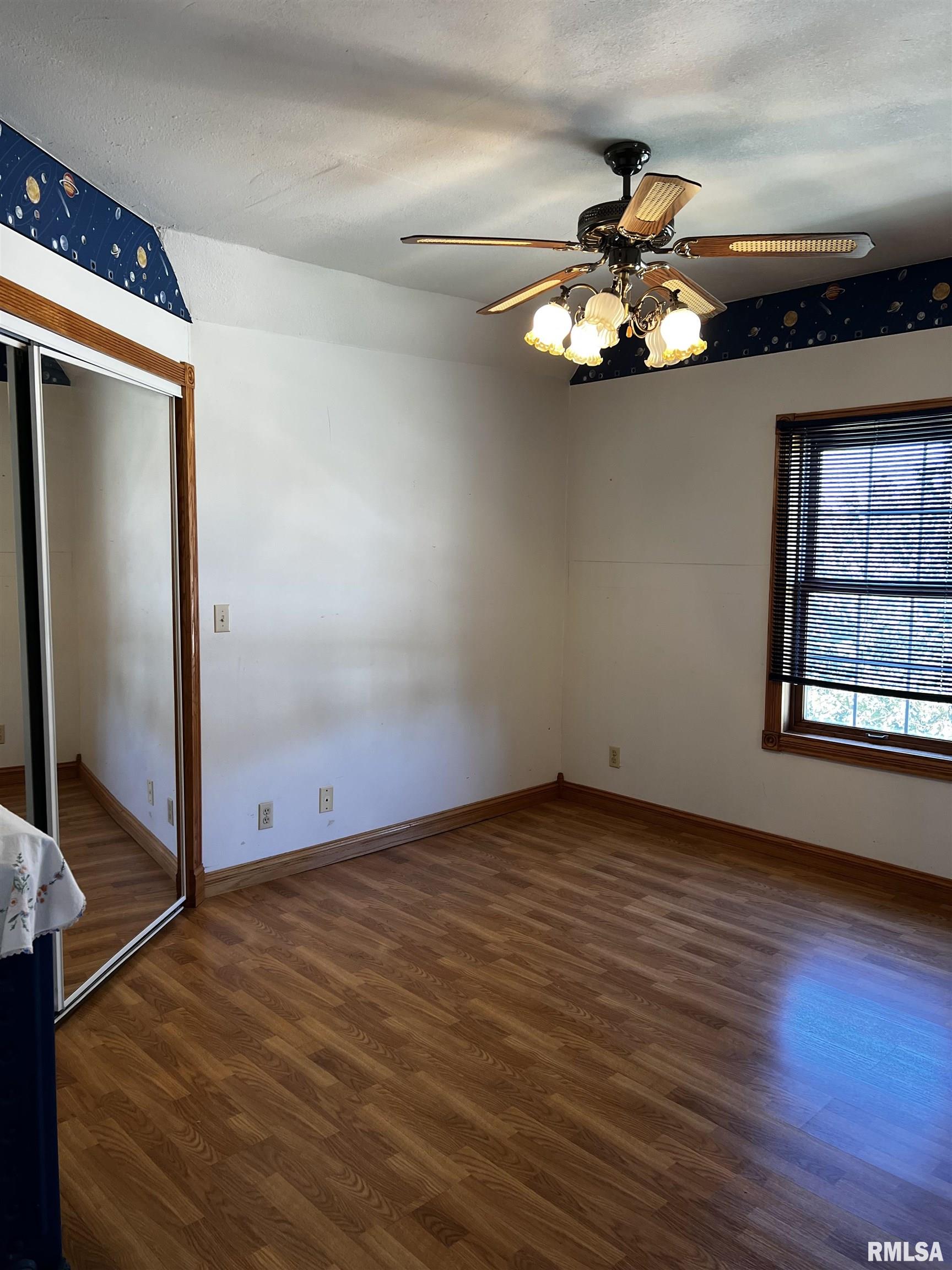 41 North Washington Street Carthage, IL 62321 - Photo 21 of 35